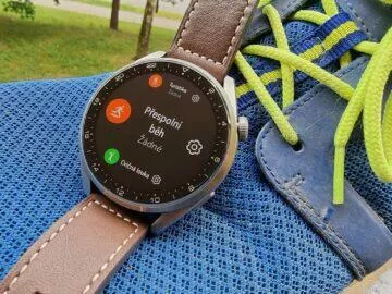 Huawei Watch 3 Pro sport běh