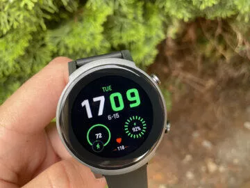 nové wear os hodinky