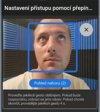 gesta pohled nahoru