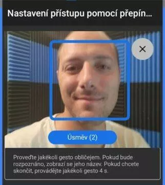 gesta úsměv