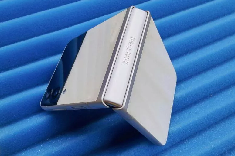 recenze Samsung Galaxy Z Flip3 recenze Samsung Galaxy Z Flip3