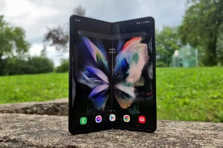 Samsung Galaxy Z Fold3 recenze Samsung Galaxy Z Fold3 recenze