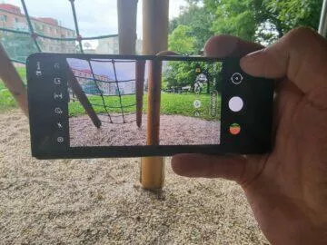 Samsung Galaxy Z Fold3 recenze foto vnější