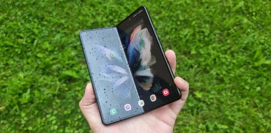 wide displej voda IPX8