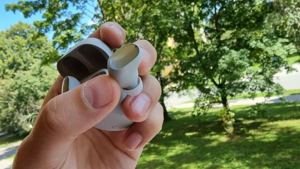 Redmi Buds 3 Pro testování sluchátko