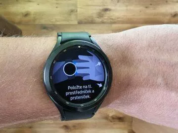 Samsung Galaxy Watch4 recenze funkce stavba těla 1