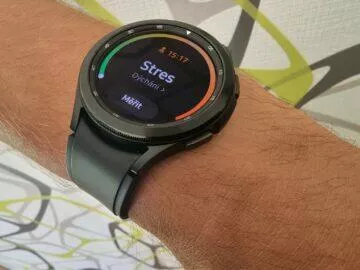 Samsung Galaxy Watch4 recenze funkce stres