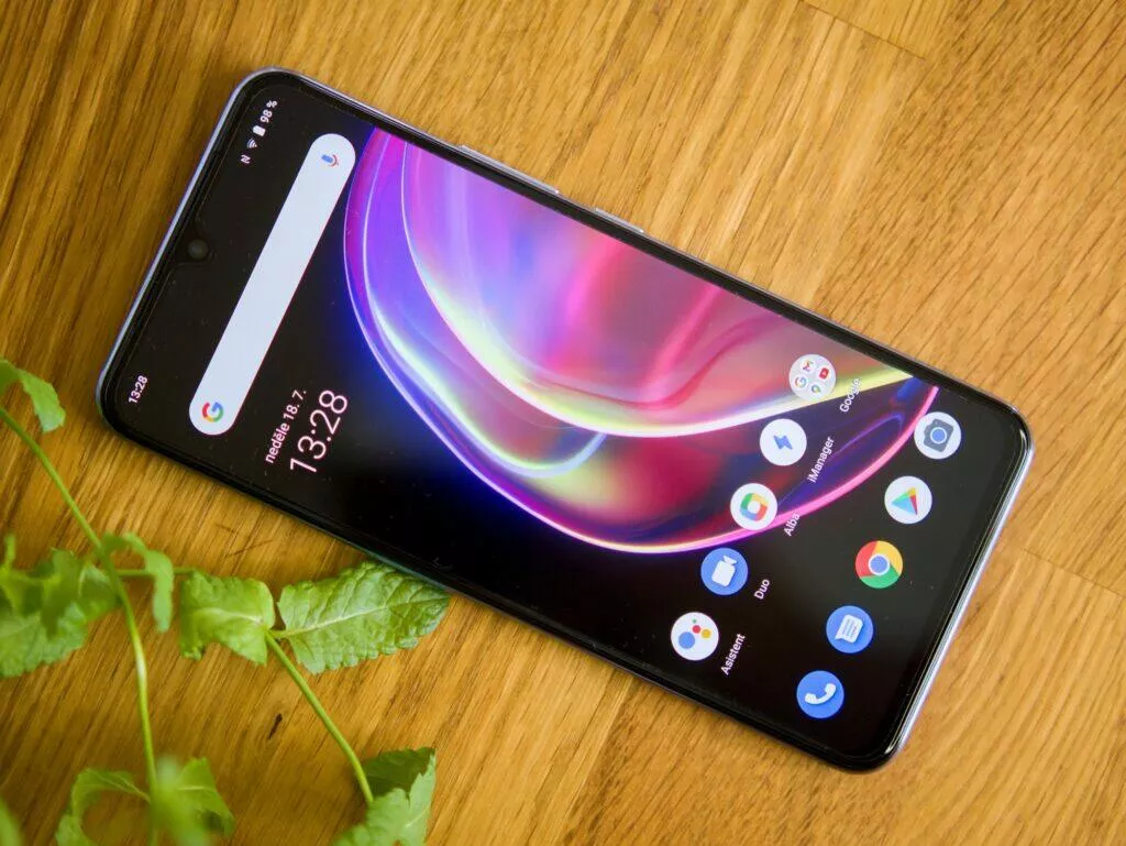 90Hz Super AMOLED displej