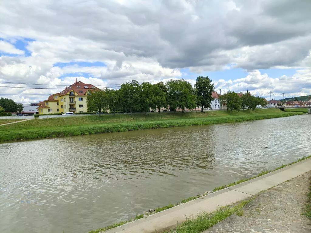 vivo x60 pro primarni fotoaparat reka