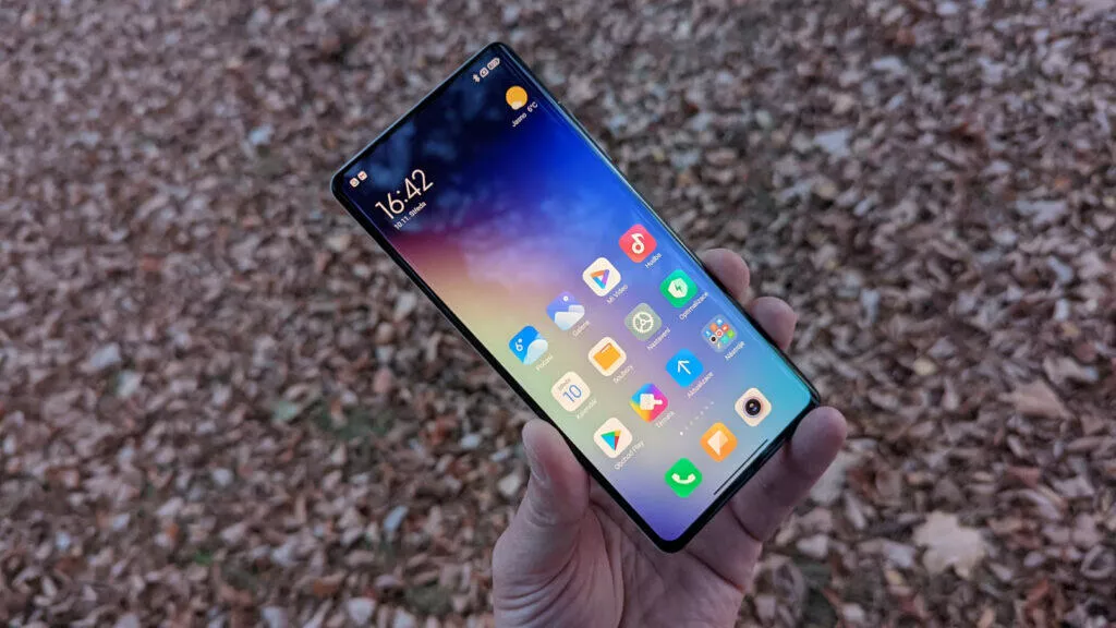 Xiaomi MIX 4 kamerka pod displejem