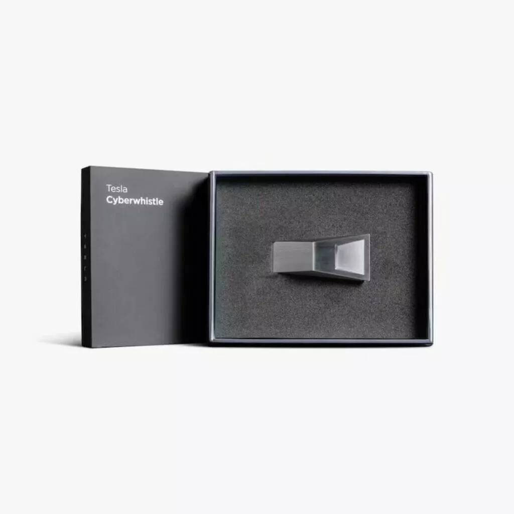 píšťalka Tesla Cyberwhistle box