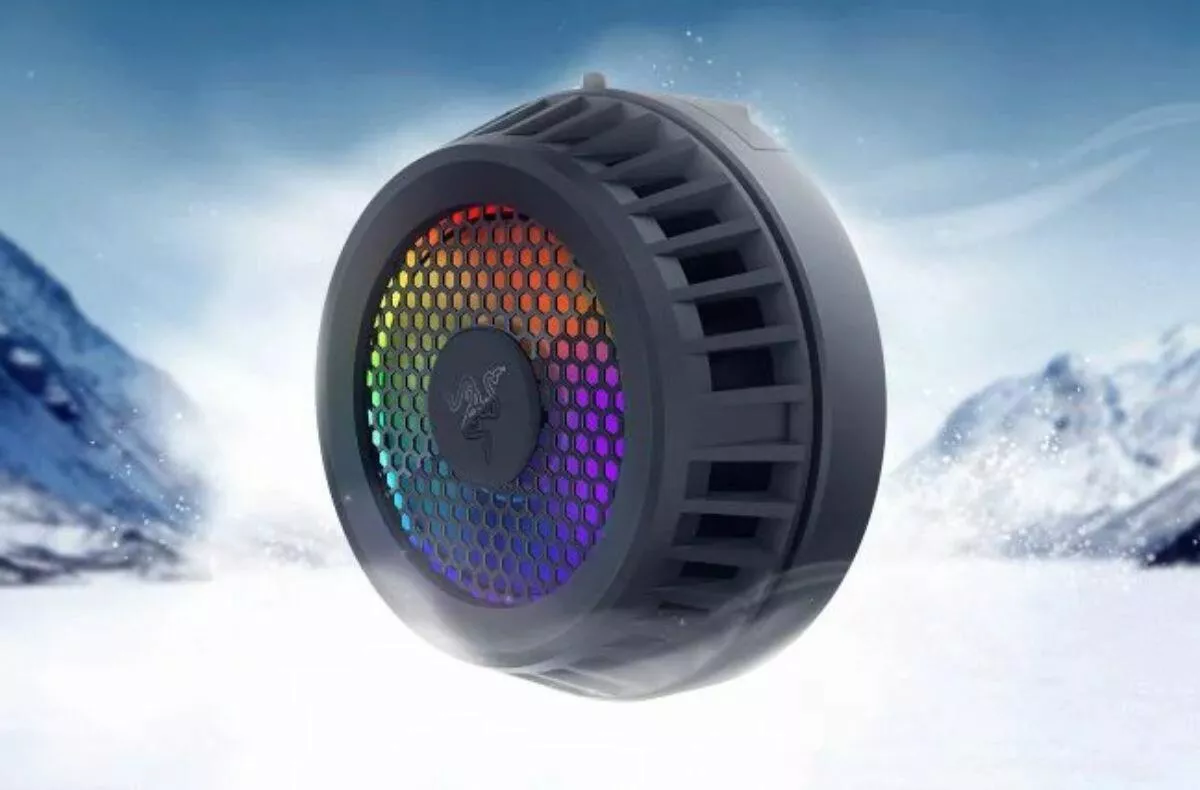 Razer showed Phone Cooler Chroma: He cools and plays with colors