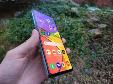 samsung galaxy a52s 5g přední strana