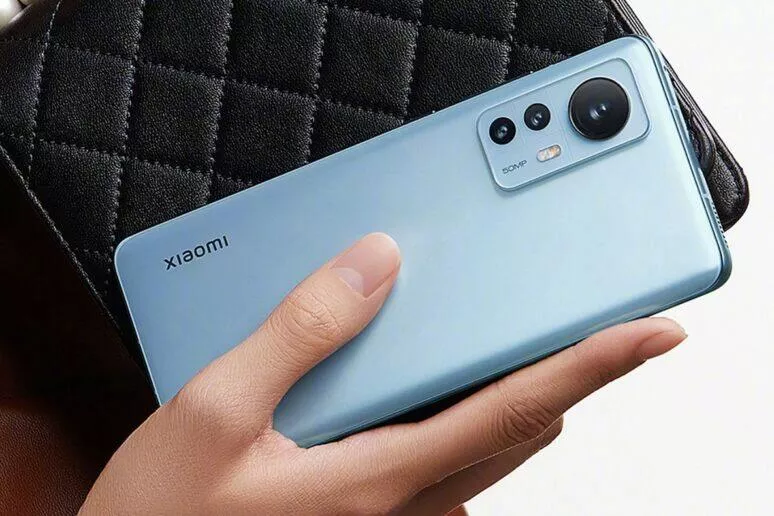 Xiaomi 12 oficiálně Xiaomi 12 oficiálně