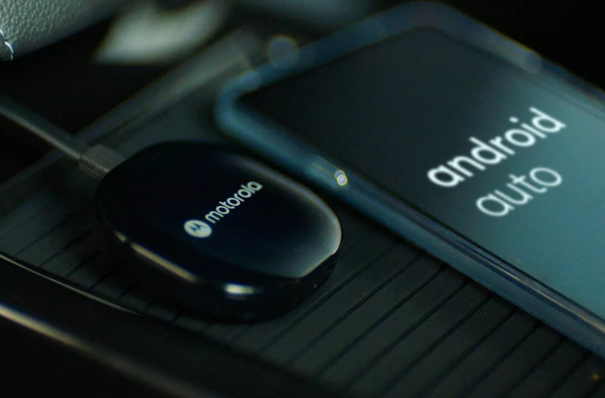 Motorola MA1 Android Auto