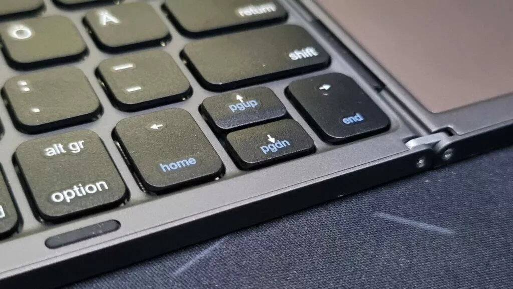 skládací bezdrátová Bluetooth klávesnice Jelly Comb tlačítka