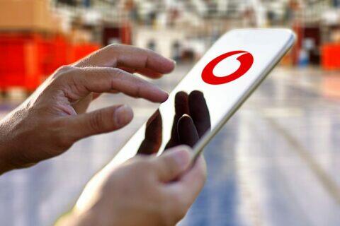 Vodafone podpultový tarif 1,5 GB dat