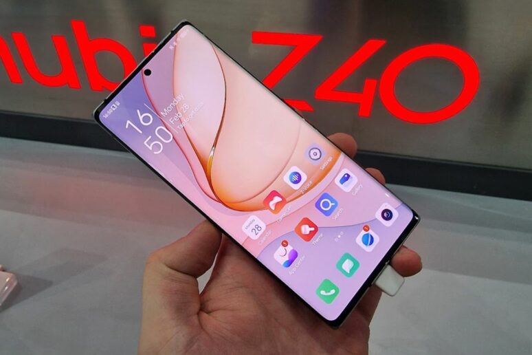 ZTE nubia Z40 Pro ZTE nubia Z40 Pro