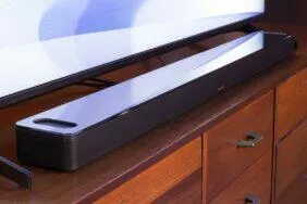 Bose Smart Soundbar 900 ČR