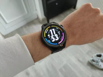 huawei watch gt runner displej