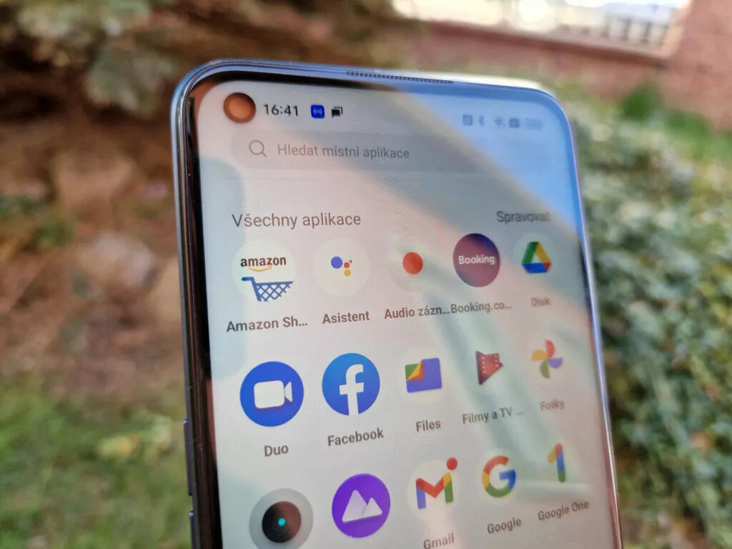 realme 9 Pro průstřel