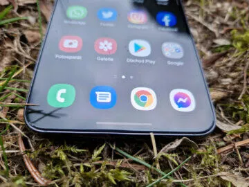 samsung galaxy s22 spodní strana displeje