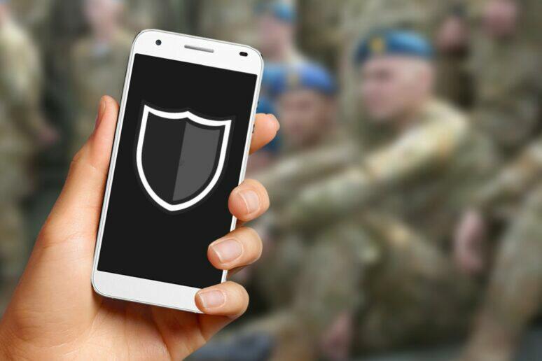 Ukrajina válka mobilní telefon záchrana života kulka