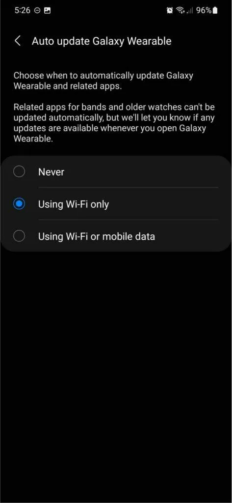 aplikace Galaxy Wearable automatické aktualizace update 2.2.48.22033061 nabídka