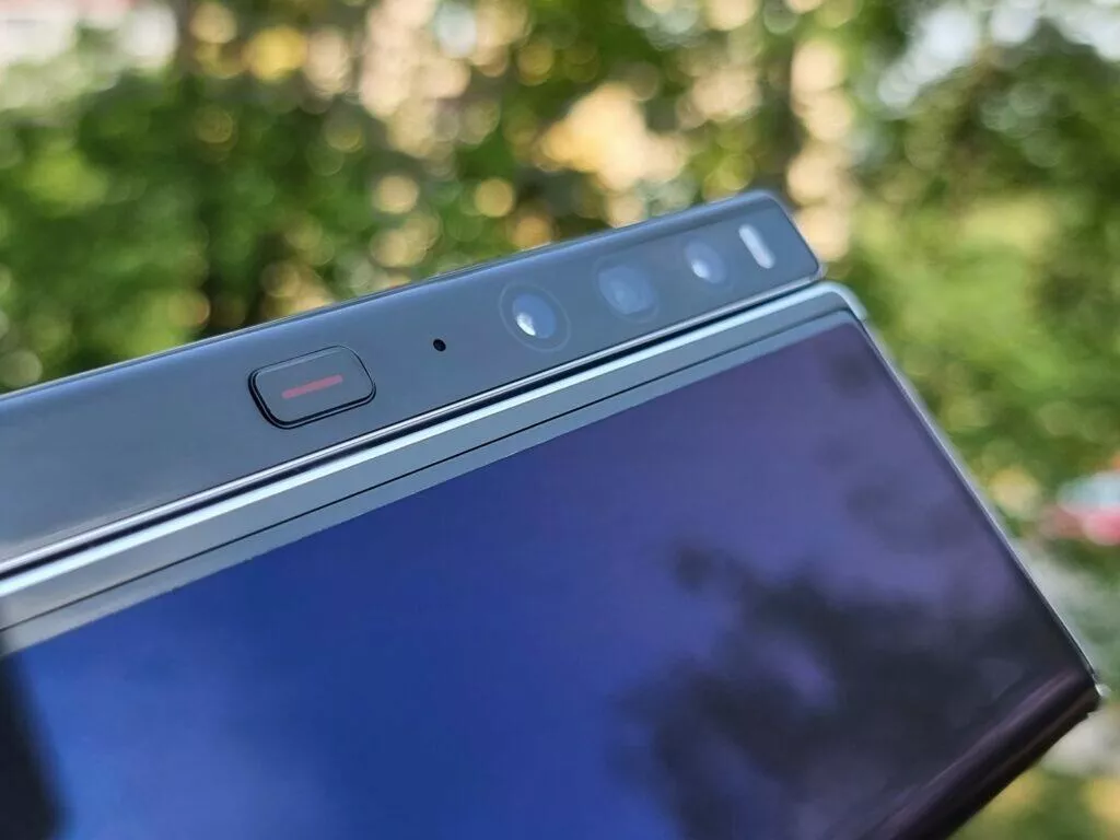 Huawei Mate Xs 2 testování otevírání fotoaparáty