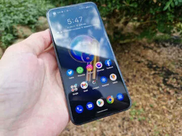 Asus Zenfone 9 displej