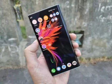 Huawei Mate Xs 2 recenze rozevírání displeje 1