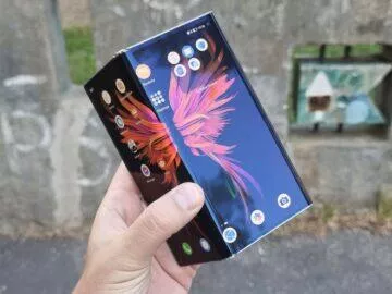 Huawei Mate Xs 2 recenze rozevírání displeje 2