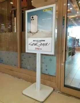 realme gt 2 master explorer čína cena