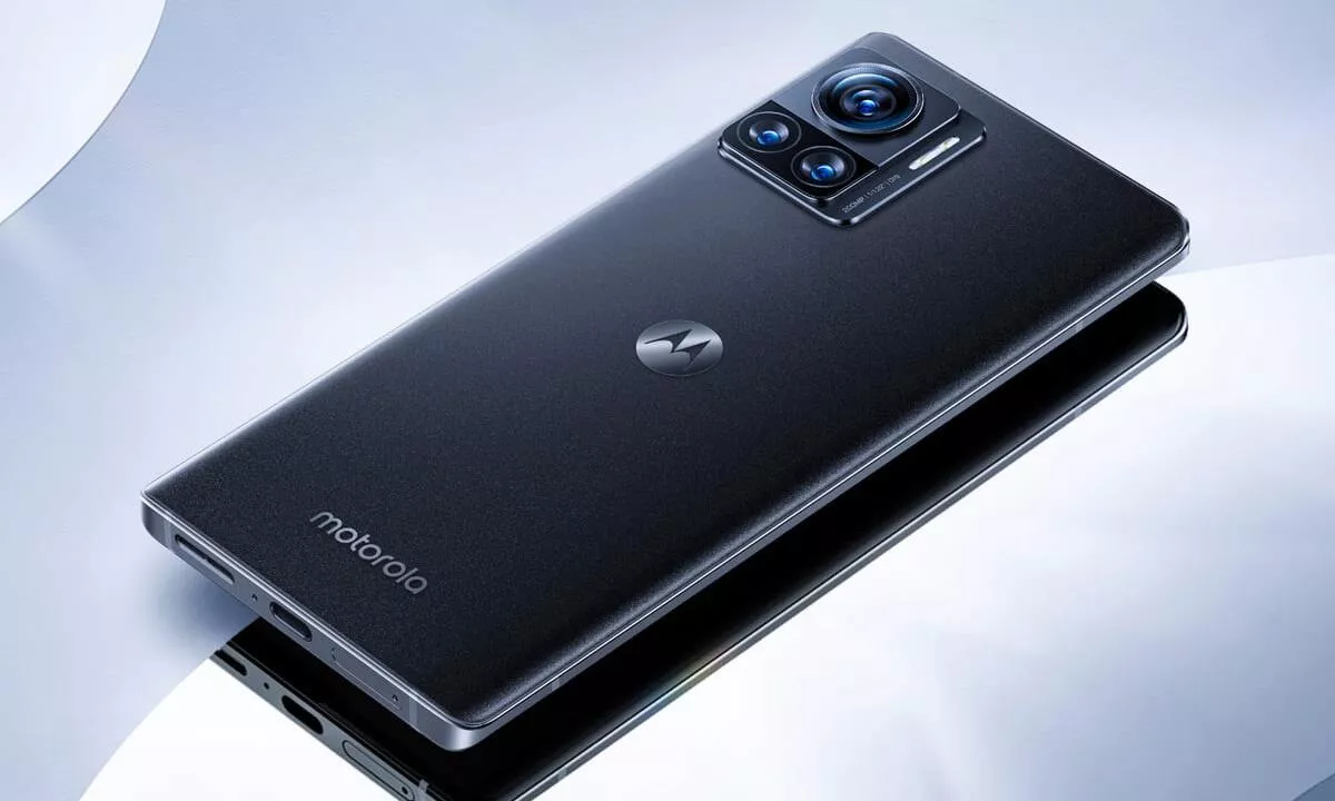 Motoroly X30 Pro Edge 30 Fusion