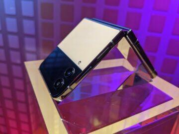 Samsung Galaxy Z Flip4 parametry cena představení fotoaparáty