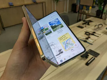 Samsung Galaxy Z Fold4 ohyb