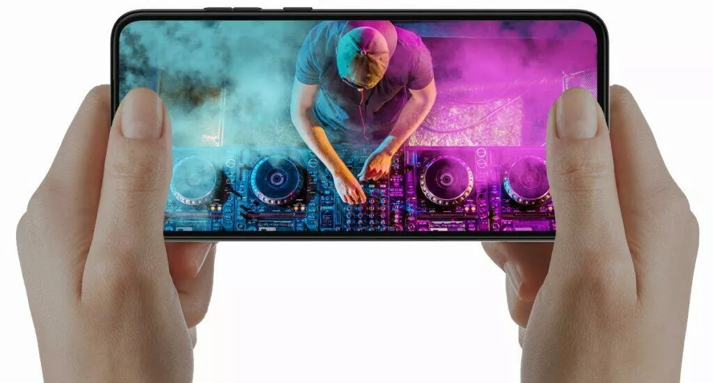edge 30 neo displej