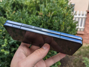 Samsung Galaxy Z Fold 4 tloušťka