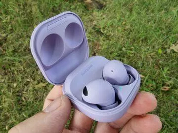 sluchátka Samsung Galaxy Buds2 Pro recenze pouzdro