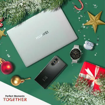 MKT_Public_Social Assets(Post，video，skins，emoji)_HQ_MKT_Retainer_Holiday_Flatlay02_EN_HQ