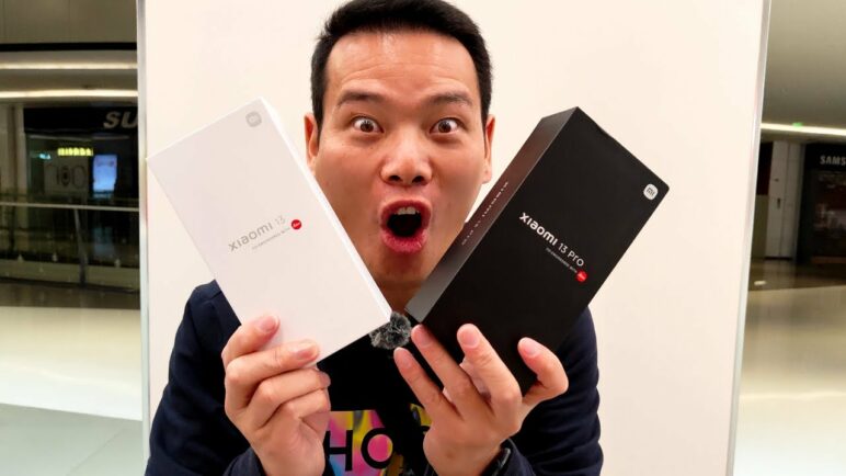 Xiaomi 13 / 13 Pro Unboxing and First Look