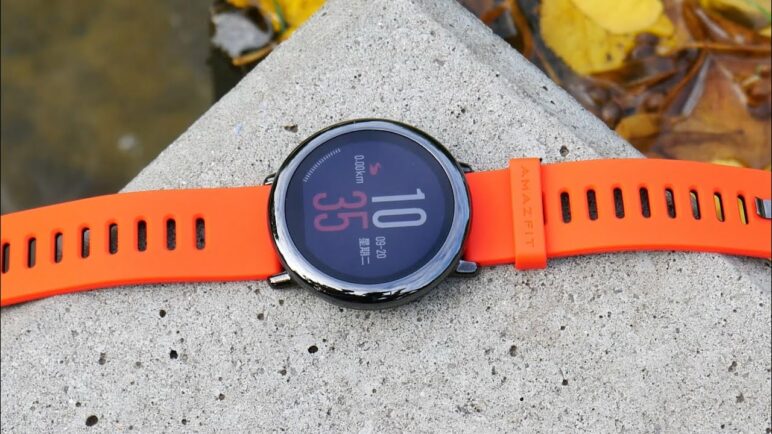 Xiaomi se pustilo do chytrých hodinek. Jak vypadají naživo?