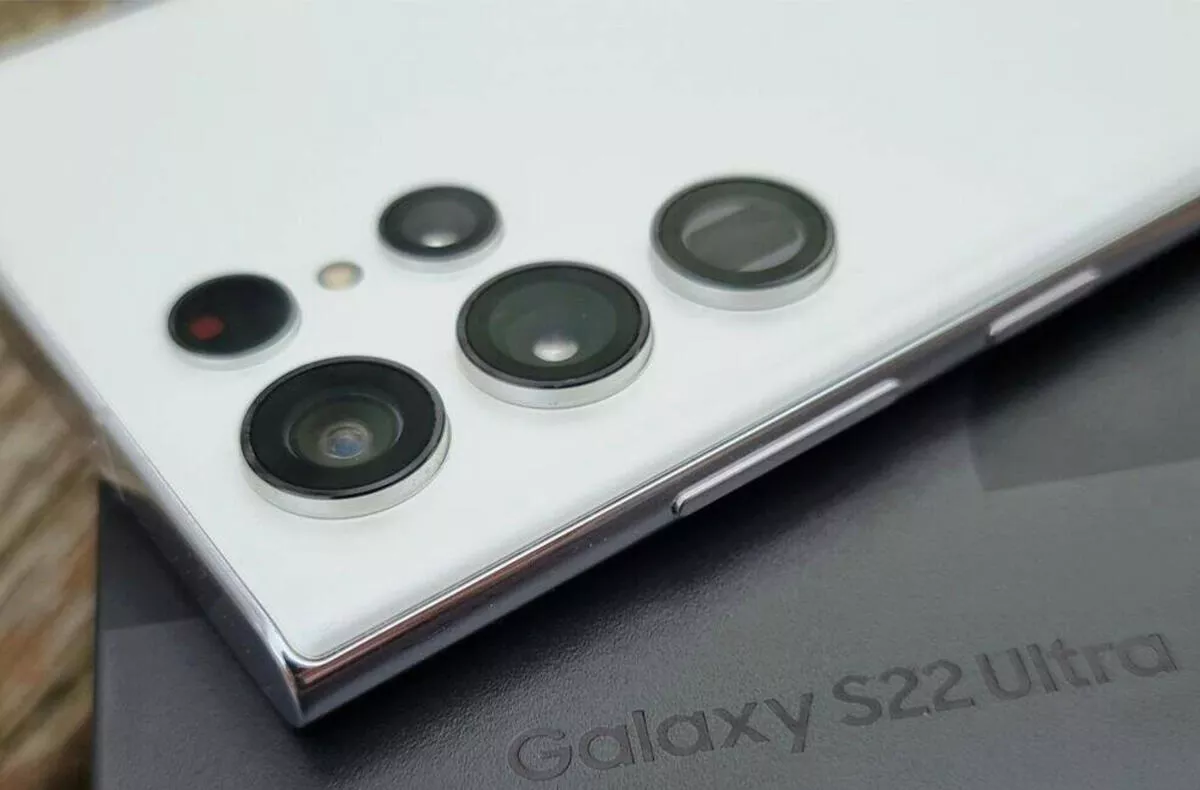 Působivé! Mrkněte, jak bude fotit Galaxy S23 Ultra v noci