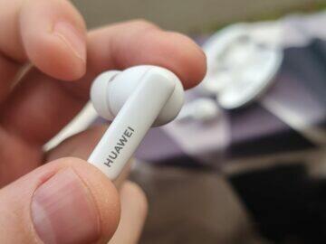 Huawei FreeBuds 5i sluchátka test logo