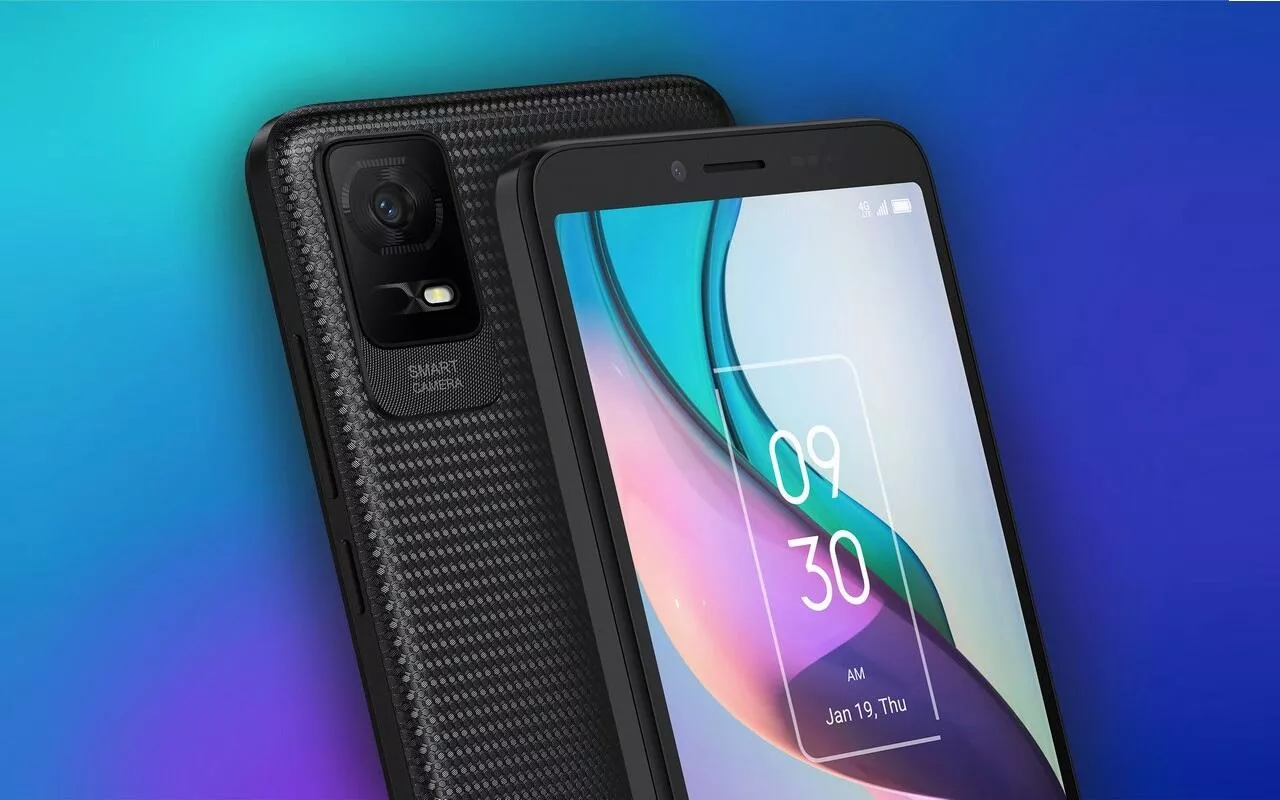 smartphony s uživatelsky vyměnitelnou baterií tcl