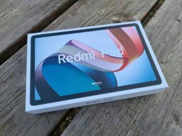 Xiaomi Redmi Pad tablet recenze balení