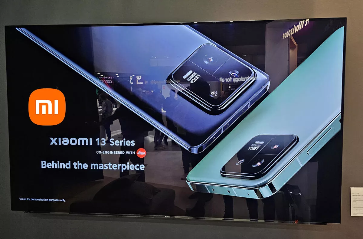 Xiaomi odhalilo špičkovou OLED TV. Je tenčí než váš mobil