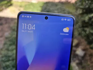 POCO X5 Pro 5G průstřel