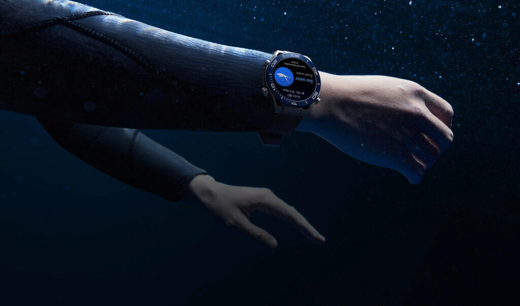 Huawei Watch Ultimate diving