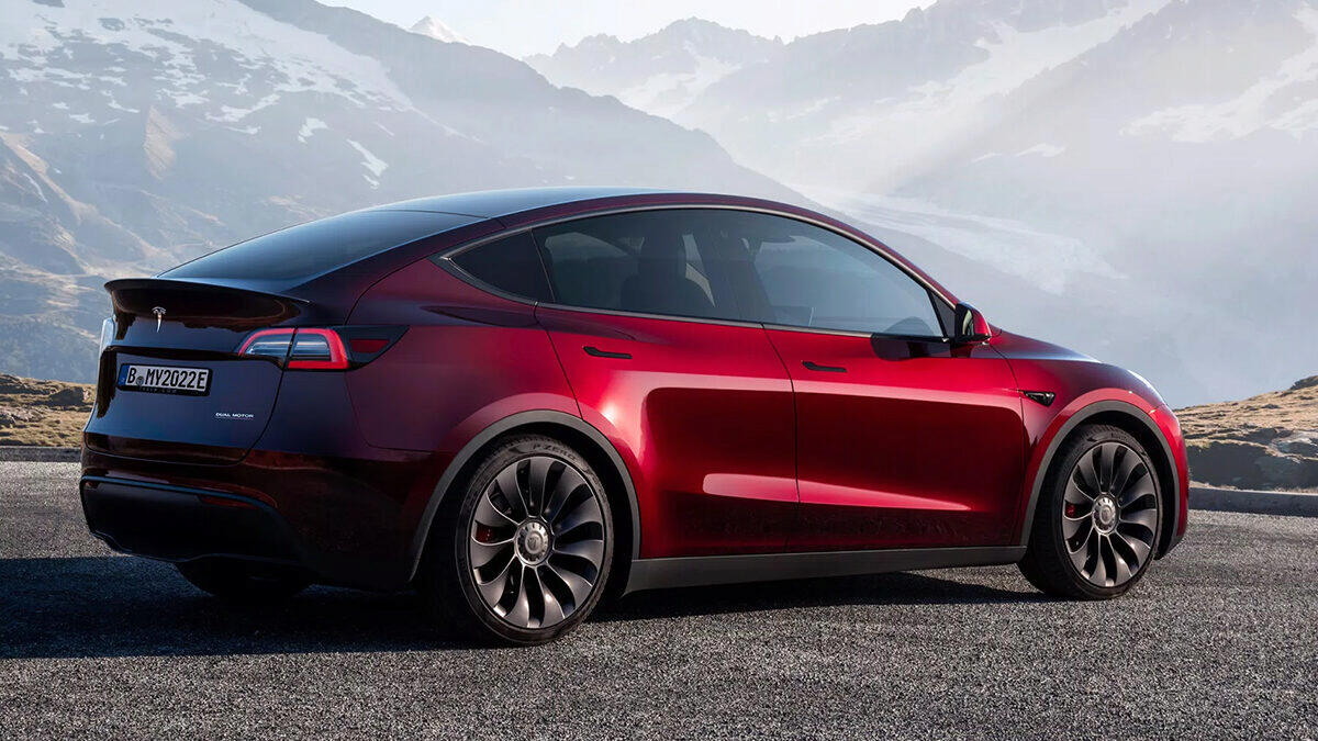 Musk si mne ruce! Tesla Model Y je nejprodávanějším autem v Evropě, koupit ho můžete nejlevněji v historii